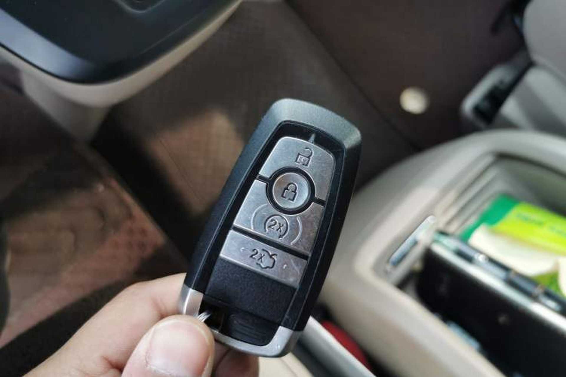 Used Ford Tourneo Custom 2023 2.0T Automatic Comfort Edition Vehicle Key