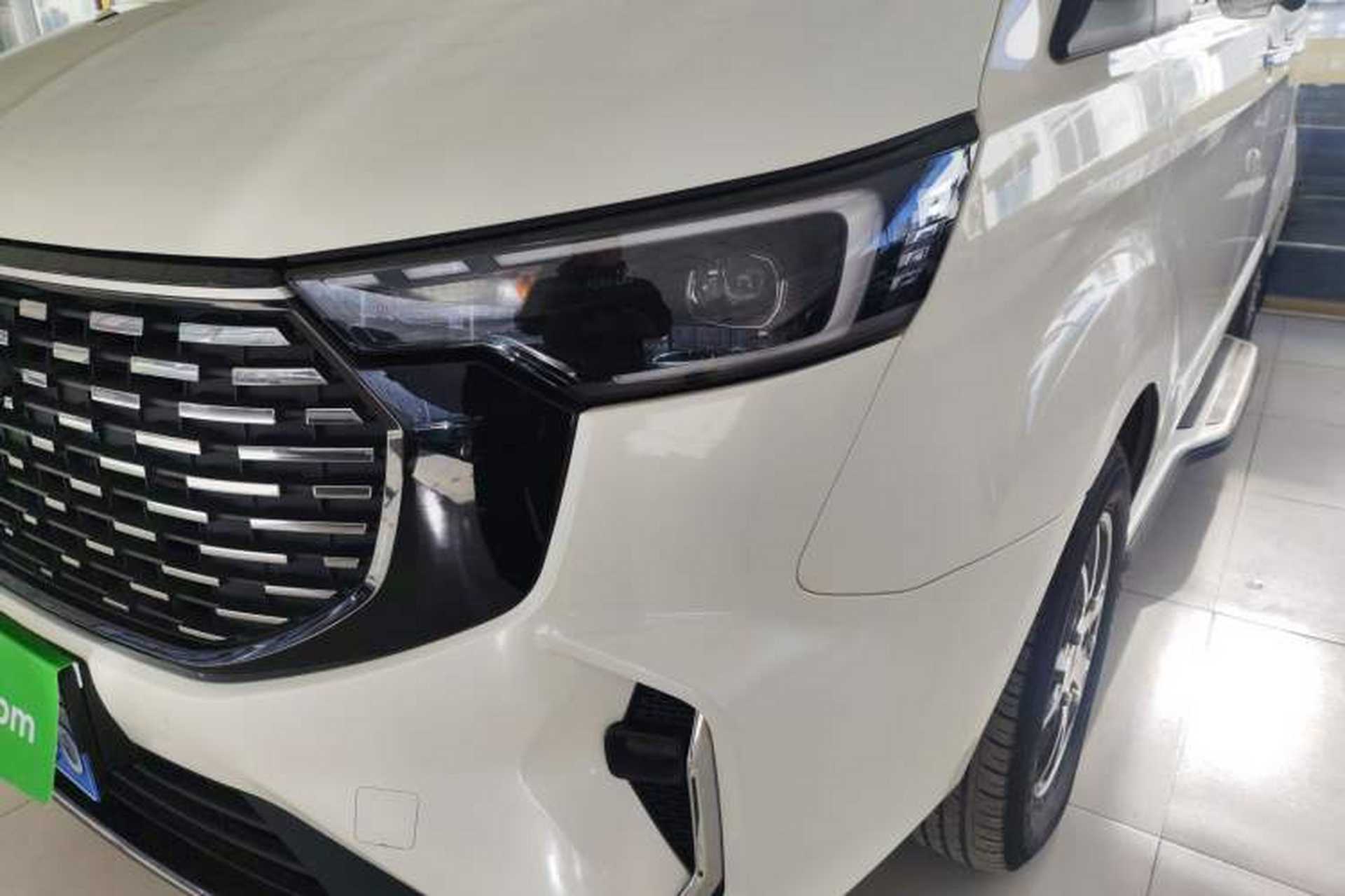 Used Ford Tourneo Custom 2023 2.0T Automatic Comfort Edition Left Front Headlight