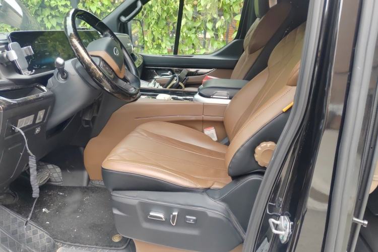 Used Ford Tourneo Custom  Left Front Seat