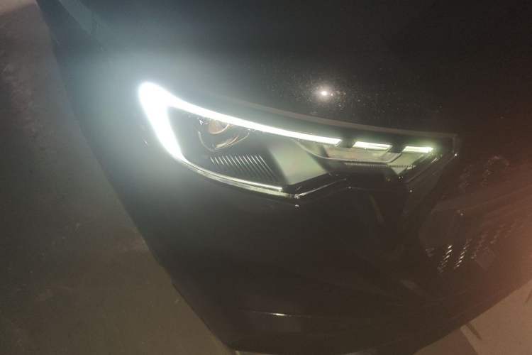 Used Ford Tourneo Custom  Right Front Headlight