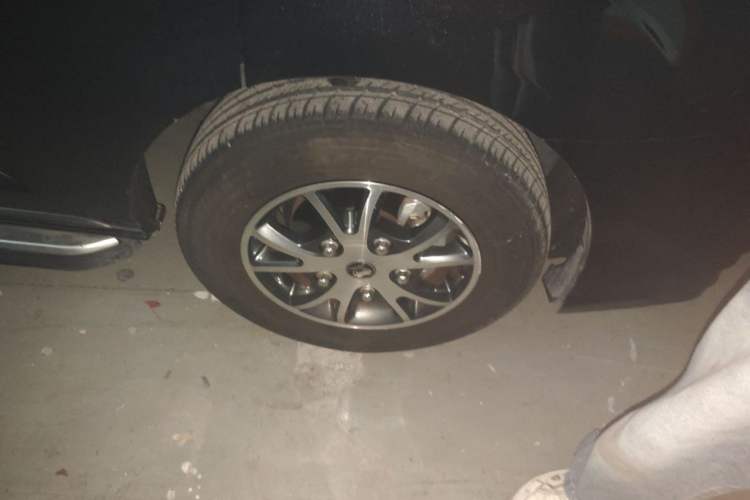 Used Ford Tourneo Custom  Right Front Wheel Hub