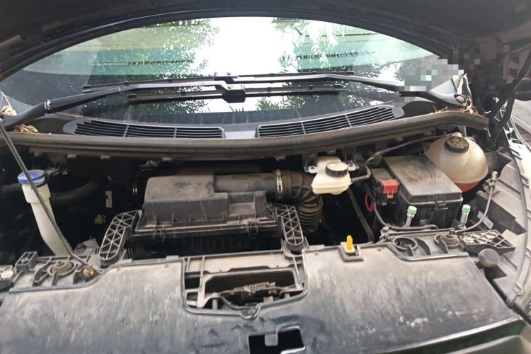 Used Ford Tourneo Custom  Engine Bay