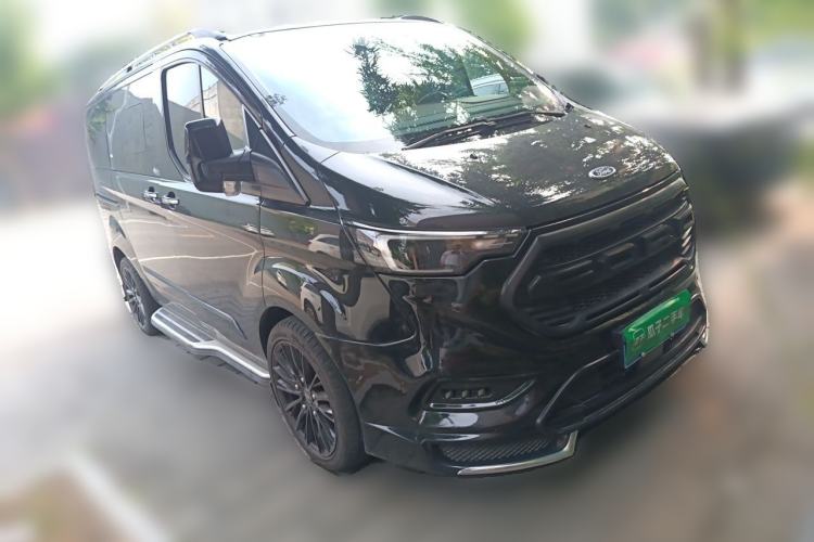 Used Ford Tourneo Custom  Front Right 45 Deg