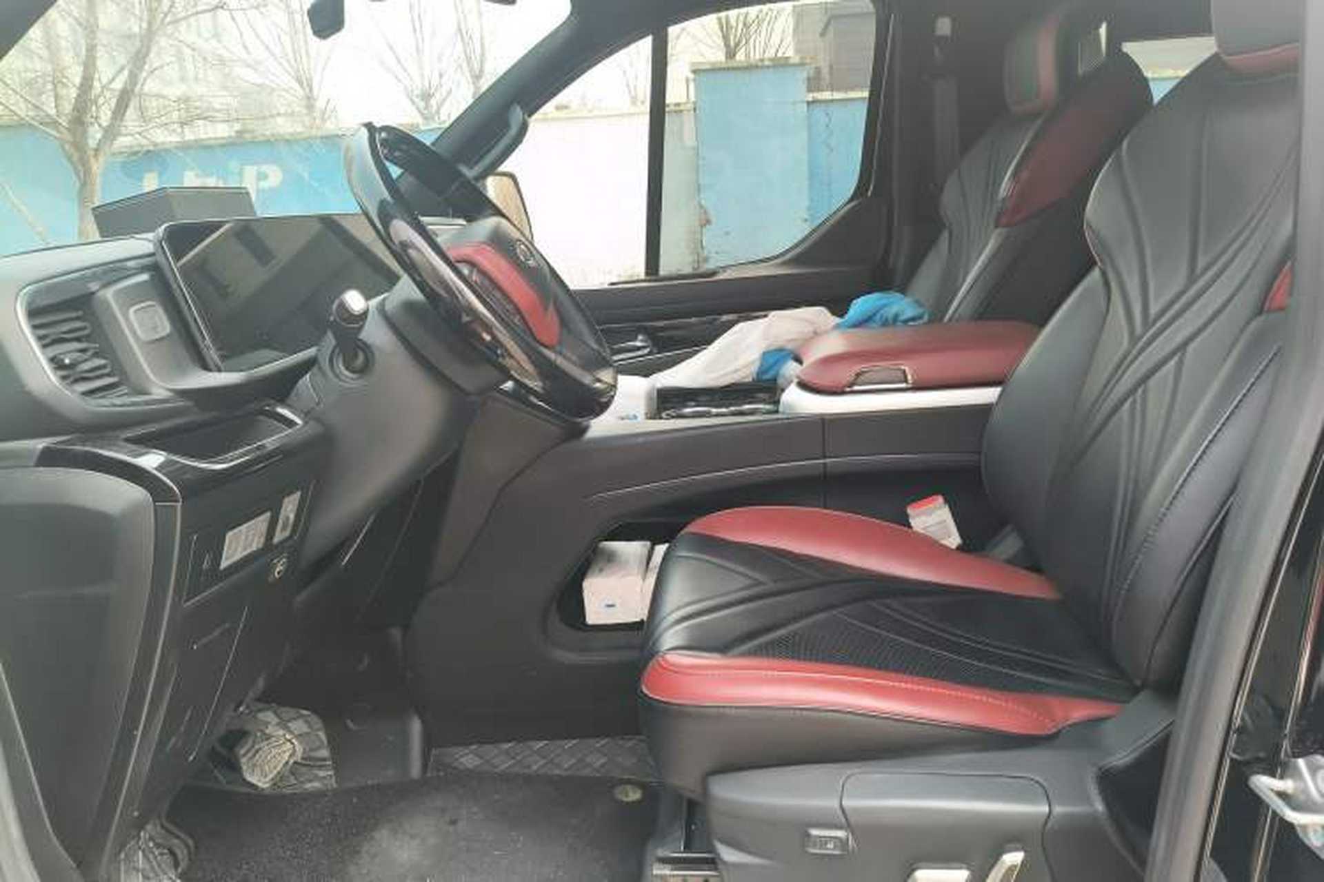 Used Ford Tourneo Custom  Left Front Seat