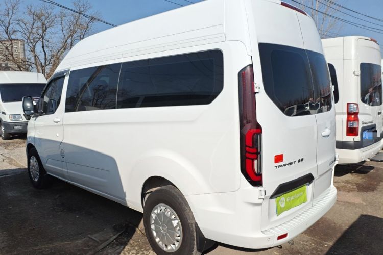 Used Ford Transit 2023 2.0T Diesel Manual Commercial & Travel Version Mid-axle Medium Roof 7/8/9-Seater Left Side