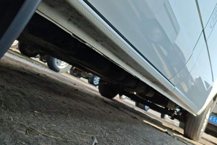 Used Ford Transit 2023 2.0T Diesel Manual Commercial & Travel Version Mid-axle Medium Roof 7/8/9-Seater Left Side Sill