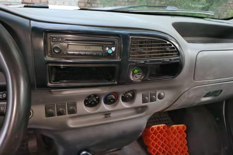 Used Ford Transit  Audio And AC Panel