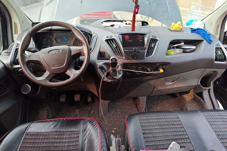 Used Ford Transit 2017 2.0T Diesel Multi-Purpose Commercial Vehicle Short Wheelbase Low Roof China V Standard Center Console