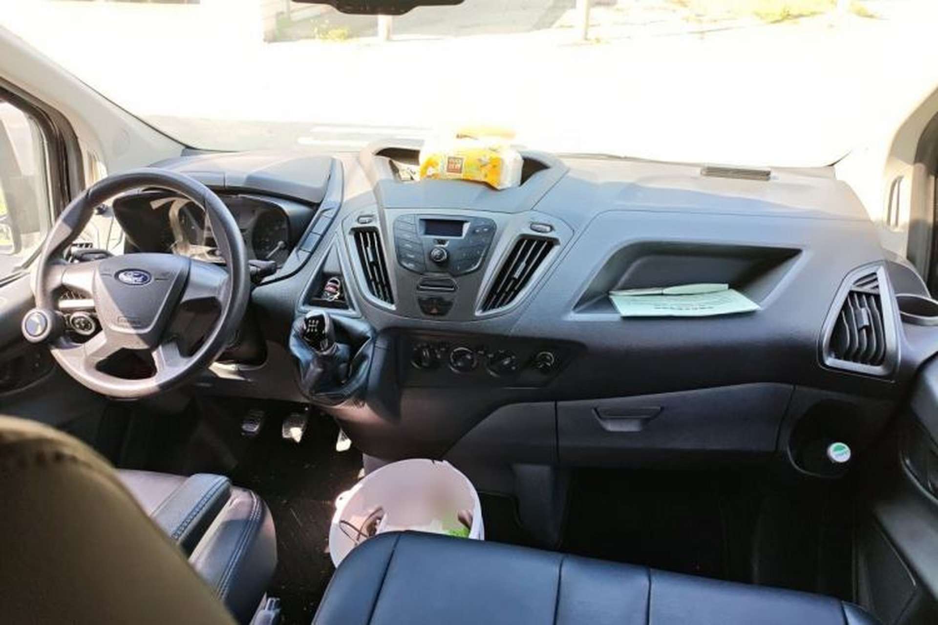 Used Ford Transit 2017 2.0T Diesel Multi-Function Commercial Vehicle Short Wheelbase Mid-Roof China V Standard Center Console