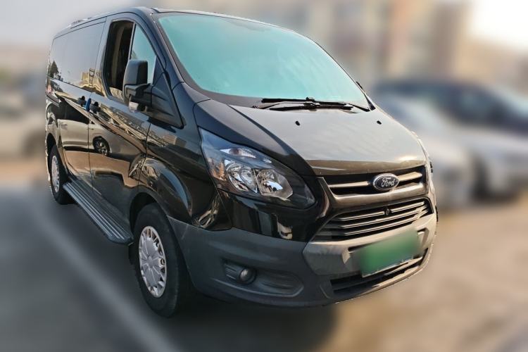 Used Ford Transit 2017 2.0T Diesel Multi-Purpose Commercial Vehicle Short Wheelbase Low Roof China V Standard Exterior 2