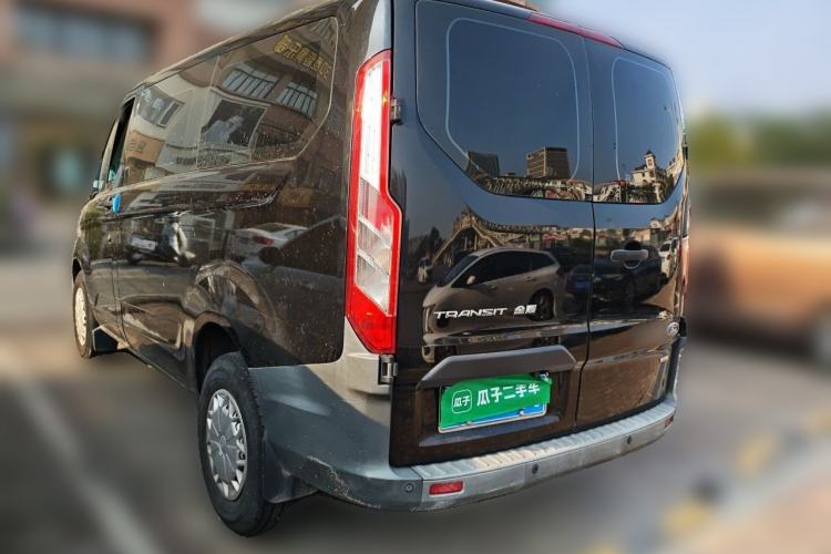 Used Ford Transit 2017 2.0T Diesel Multi-Purpose Commercial Vehicle Short Wheelbase Low Roof China V Standard Exterior 3