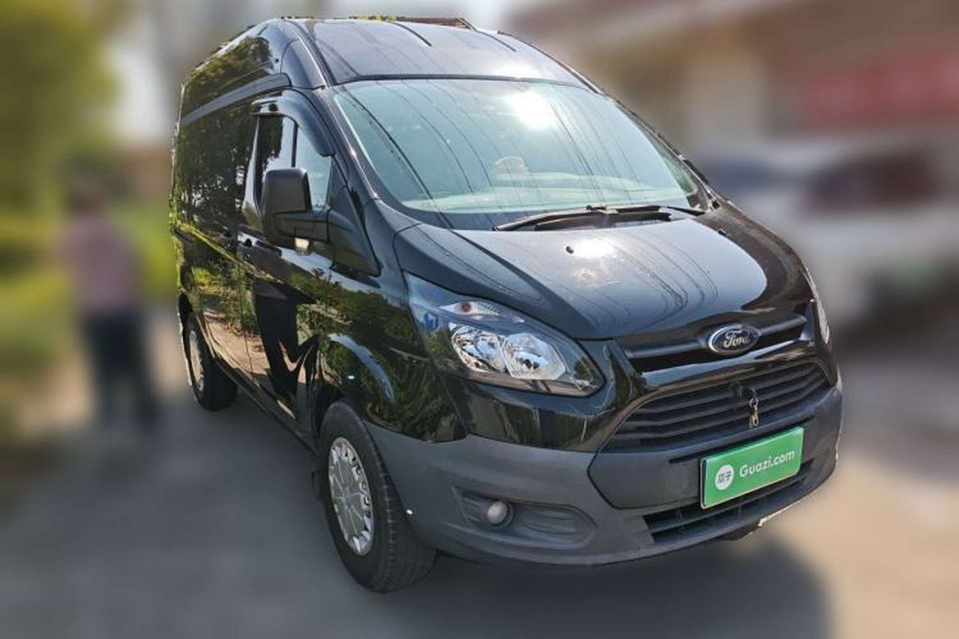 Used Ford Transit 2017 2.0T Diesel Multi-Function Commercial Vehicle Short Wheelbase Mid-Roof China V Standard Front Right 45 Deg