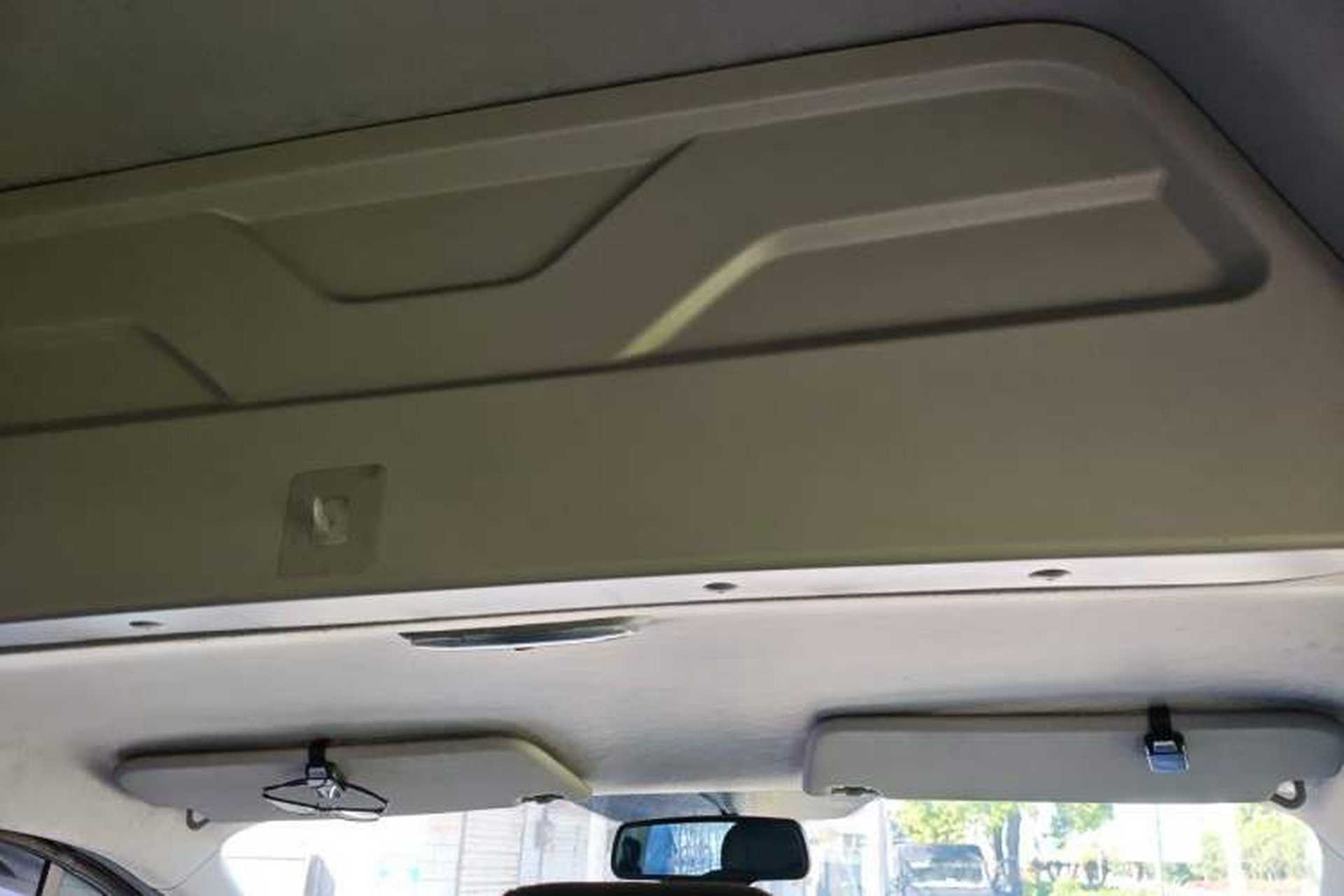 Used Ford Transit 2017 2.0T Diesel Multi-Function Commercial Vehicle Short Wheelbase Mid-Roof China V Standard Headliner