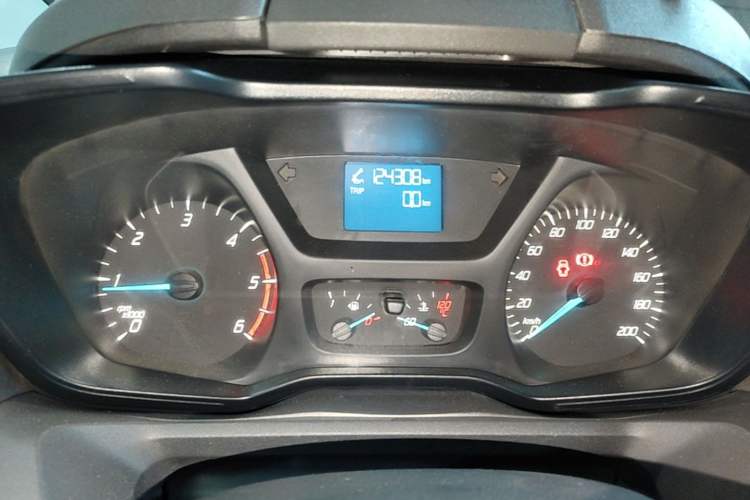 Used Ford Transit 2017 2.0T Diesel Multi-Purpose Commercial Vehicle Short Wheelbase Low Roof China V Standard Instrument Cluster