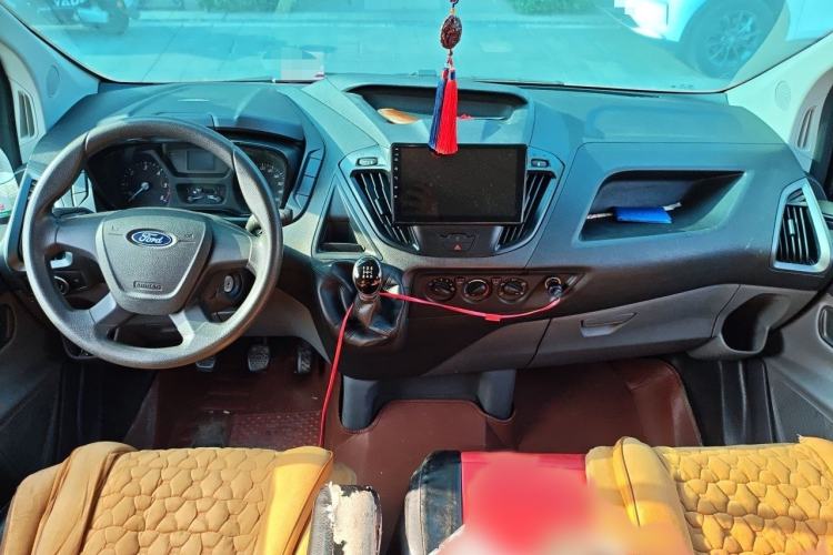 Used Ford Transit 2017 2.0T Diesel Multi-Purpose Commercial Vehicle Short Wheelbase Low Roof China V Standard Interior 2