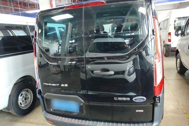 Used Ford Transit 2017 2.0T Diesel Multi-Purpose Commercial Vehicle Short Wheelbase Low Roof China V Standard Rear