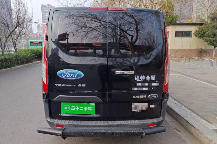 Used Ford Transit 2017 2.0T Diesel Multi-Purpose Commercial Vehicle Short Wheelbase Low Roof China V Standard Rear