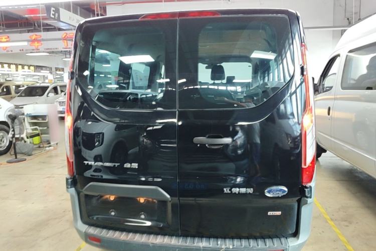 Used Ford Transit 2017 2.0T Diesel Multi-Purpose Commercial Vehicle Short Wheelbase Low Roof China V Standard Rear