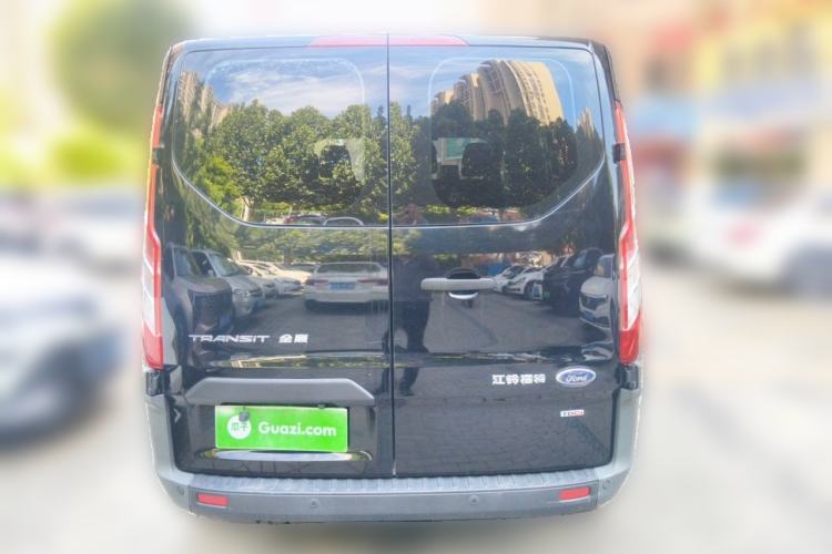 Used Ford Transit 2017 2.0T Diesel Multi-Purpose Commercial Vehicle Short Wheelbase Low Roof China V Standard Rear
