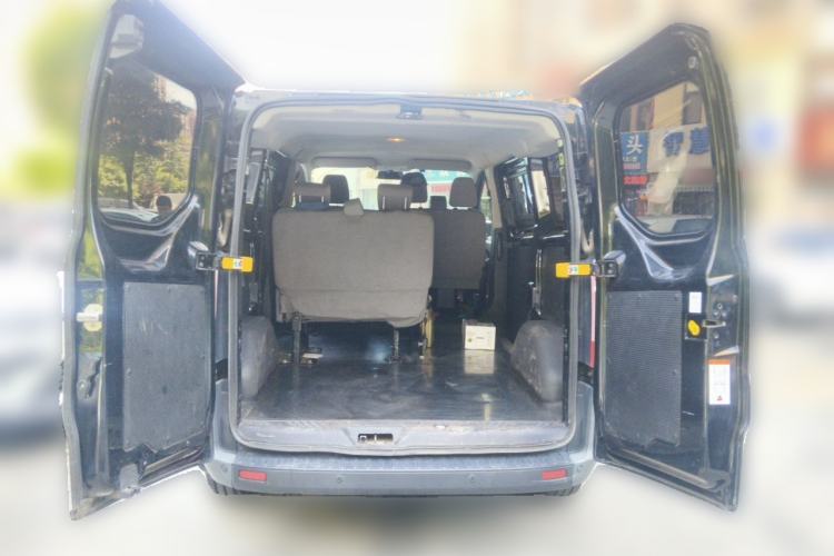 Used Ford Transit 2017 2.0T Diesel Multi-Purpose Commercial Vehicle Short Wheelbase Low Roof China V Standard Trunk