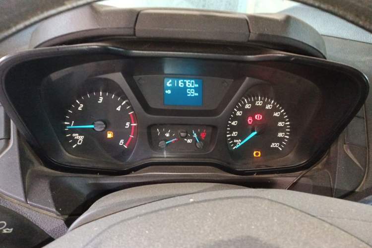 Used Ford Transit 2017 2.0T Diesel Multi-Purpose Commercial Vehicle Short Wheelbase Low Roof China V Standard Instrument Cluster