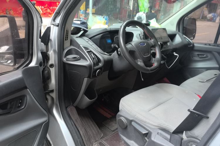 Used Ford Transit 2017 2.0T Diesel Multi-Purpose Commercial Vehicle Short Wheelbase Low Roof China V Standard Driver Seat