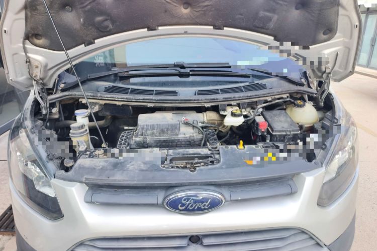 Used Ford Transit 2017 2.0T Diesel Multi-Purpose Commercial Vehicle Mid-Drive Mid-Roof China IV Standard Engine Bay