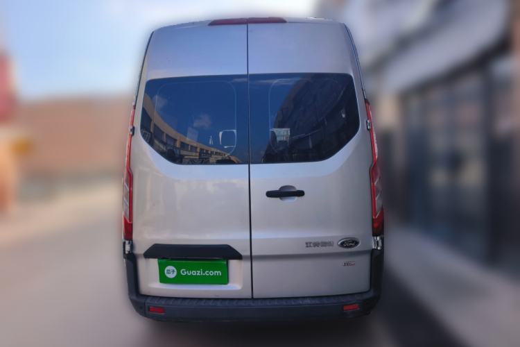 Used Ford Transit 2017 2.0T Diesel Multi-Purpose Commercial Vehicle Mid-Drive Mid-Roof China IV Standard Exterior 4