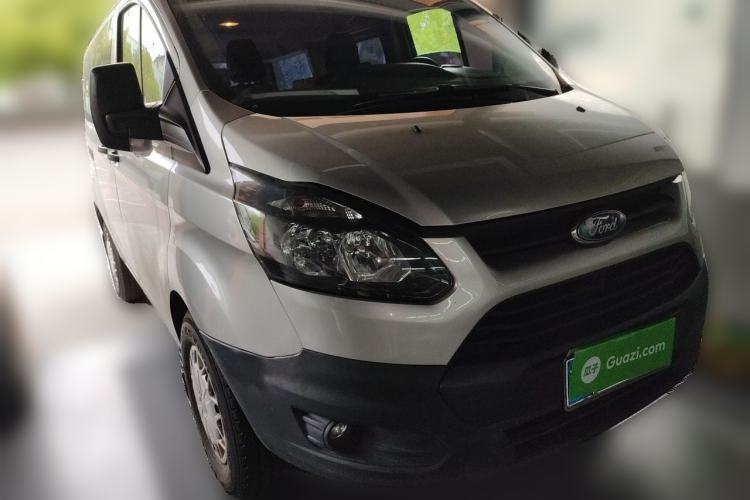 Used Ford Transit 2017 2.0T Diesel Multi-Purpose Commercial Vehicle Short Wheelbase Low Roof China V Standard Front Right 45 Deg