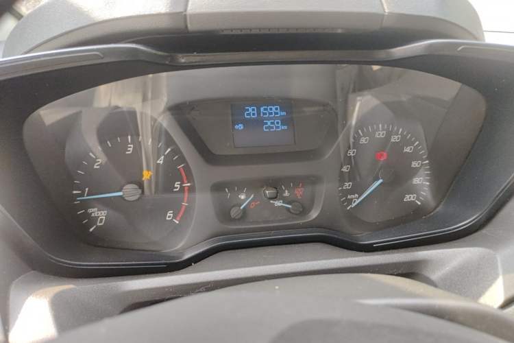 Used Ford Transit 2017 2.0T Gasoline Multi-Purpose Commercial Vehicle Short Wheelbase Mid-Roof China V Standard Instrument Cluster