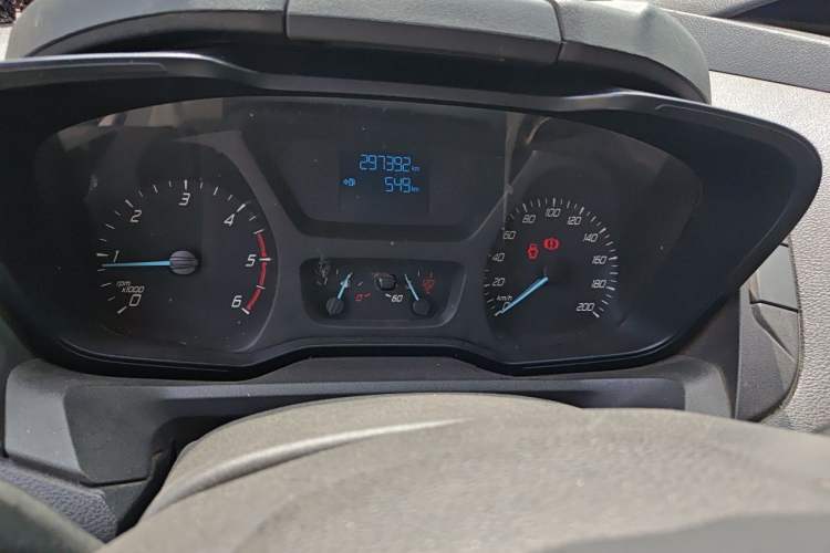 Used Ford Transit 2017 2.0T Diesel Multi-Function Commercial Vehicle Mid-Drive Mid-Roof China V Standard Instrument Cluster