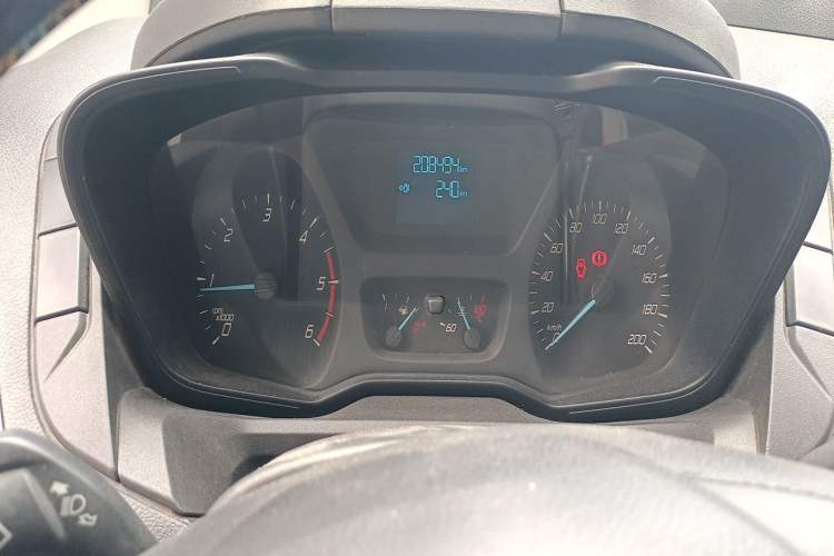 Used Ford Transit 2017 2.0T Gasoline Automatic Multi-Function Commercial Vehicle Mid-Drive Mid-Roof China V-standard Instrument Cluster