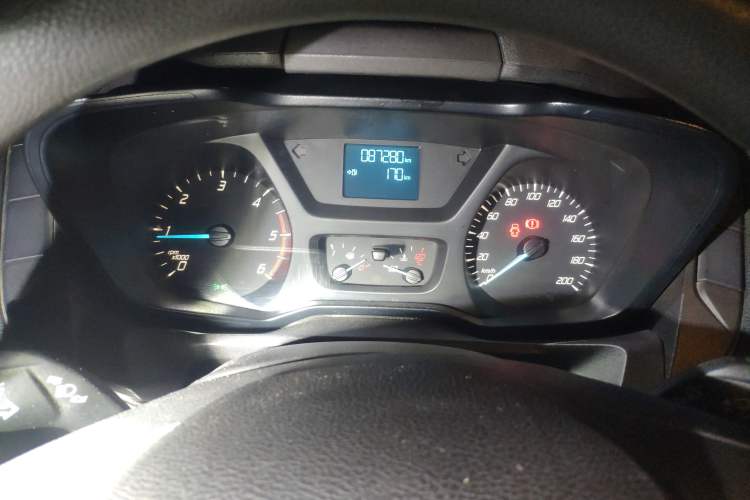 Used Ford Transit 2017 2.0T Diesel Multi-Function Commercial Vehicle Mid-Drive Mid-Roof China V Standard Instrument Cluster