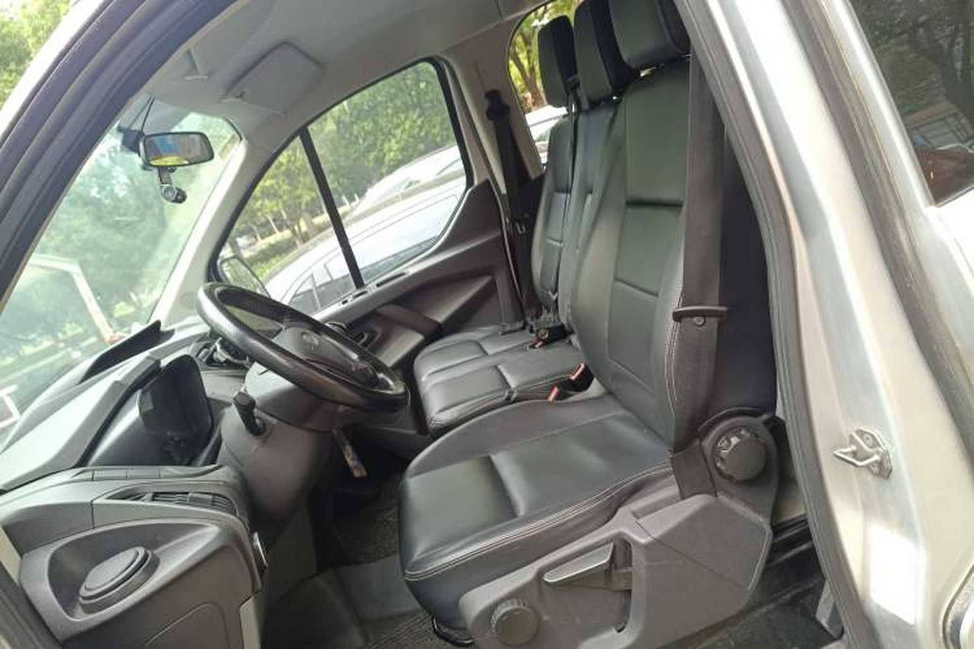 Used Ford Transit 2017 2.0T Diesel Multi-Function Commercial Vehicle Mid-Drive Mid-Roof China V Standard Left Front Seat