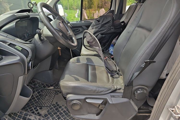 Used Ford Transit 2017 2.0T Diesel Multi-Function Commercial Vehicle Mid-Drive Mid-Roof China V Standard Left Front Seat