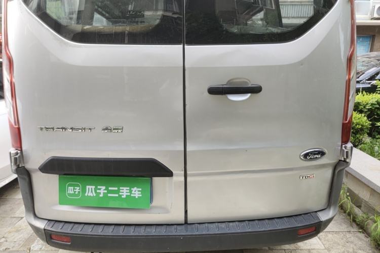 Used Ford Transit 2017 2.0T Gasoline Multi-Purpose Commercial Vehicle Short Wheelbase Mid-Roof China V Standard Rear