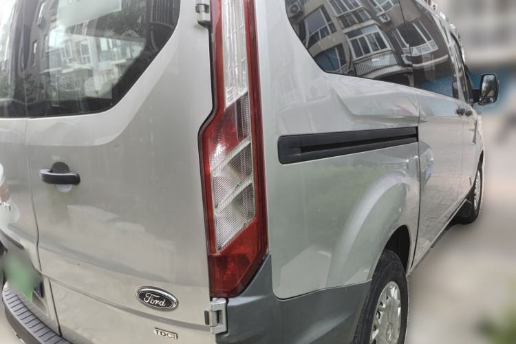 Used Ford Transit 2017 2.0T Gasoline Multi-Purpose Commercial Vehicle Short Wheelbase Mid-Roof China V Standard Rear Right 45 Deg