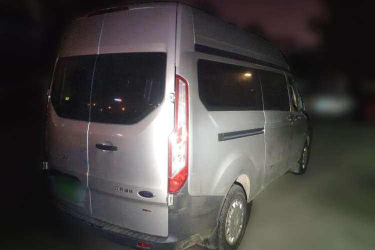 Used Ford Transit 2017 2.0T Diesel Multi-Function Commercial Vehicle Mid-Drive Mid-Roof China V Standard Rear Right 45 Deg