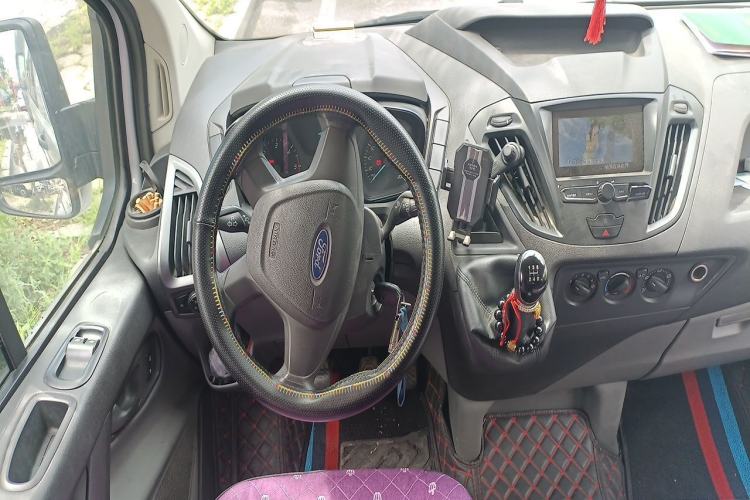 Used Ford Transit 2017 2.0T Gasoline Automatic Multi-Function Commercial Vehicle Mid-Drive Mid-Roof China V-standard Steering Wheel