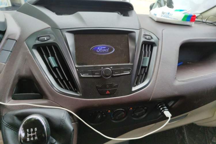 Used Ford Transit  Audio And AC Panel
