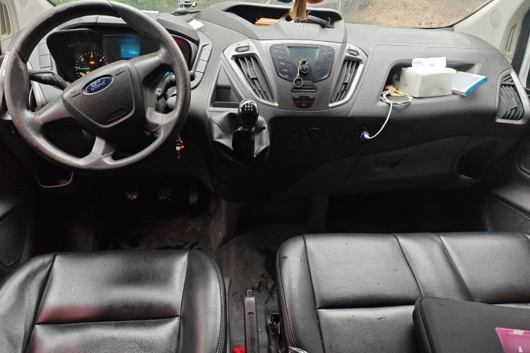 Used Ford Transit 2017 2.0T Diesel Multi-Purpose Commercial Vehicle Short Wheelbase Low Roof China IV Standard Center Console