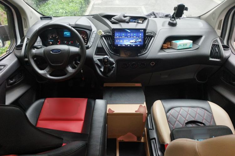 Used Ford Transit 2017 2.0T Diesel Multi-Function Commercial Vehicle Mid-Drive Mid-Roof China V Standard Center Console