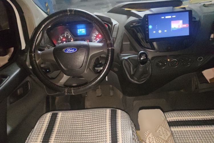 Used Ford Transit 2017 2.0T Diesel Multi-Purpose Commercial Vehicle Short Wheelbase Low Roof China V Standard Center Console
