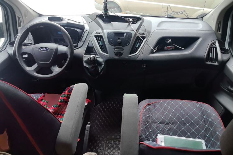 Used Ford Transit 2017 2.0T Diesel Multi-Purpose Commercial Vehicle Mid-Drive Mid-Roof China IV Standard Center Console