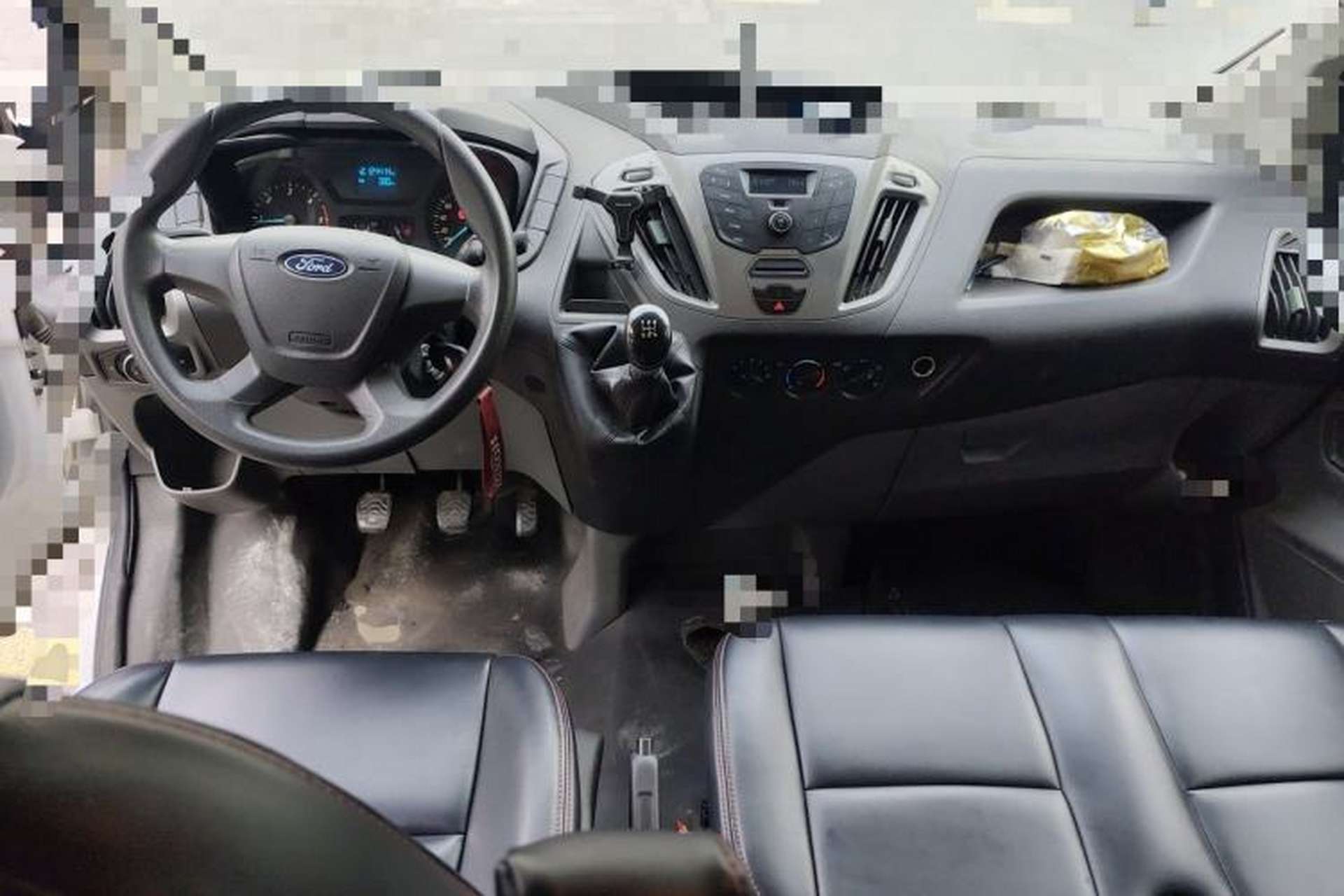 Used Ford Transit 2017 2.0T Diesel Multi-Function Commercial Vehicle Mid-Drive Mid-Roof China V Standard Center Console