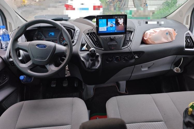 Used Ford Transit 2017 2.0T Diesel Multi-Function Commercial Vehicle Mid-Drive Mid-Roof China V Standard Center Console