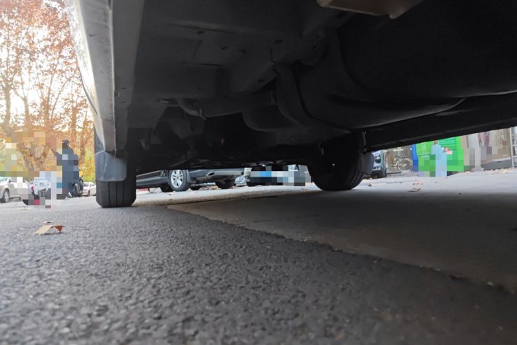 Used Ford Transit 2017 2.0T Diesel Van Short Wheelbase Mid-Roof China V Standard Chassis Rear Left
