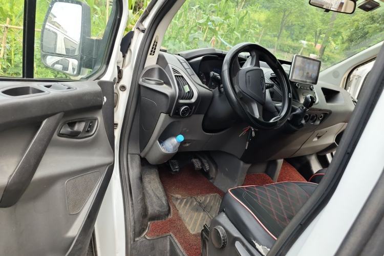 Used Ford Transit 2017 2.0T Diesel Multi-Function Commercial Vehicle Mid-Drive Mid-Roof China V Standard Driver Seat