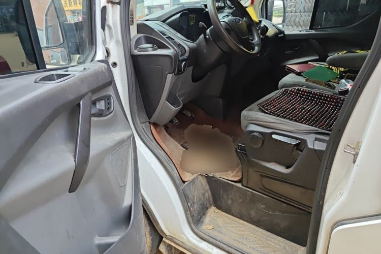 Used Ford Transit 2017 2.0T Diesel Multi-Function Commercial Vehicle Mid-Drive Mid-Roof China V Standard Driver Seat