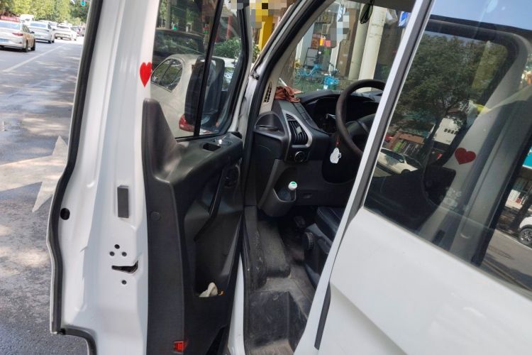 Used Ford Transit 2017 2.0T Diesel Multi-Function Commercial Vehicle Mid-Drive Mid-Roof China V Standard Driver Seat